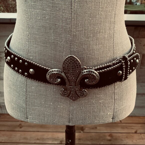 Kathy Van Zeeland Fleur-de-Lis Faux Suede Leather Studded Rhinestone Waist Belt - Picture 1 of 13